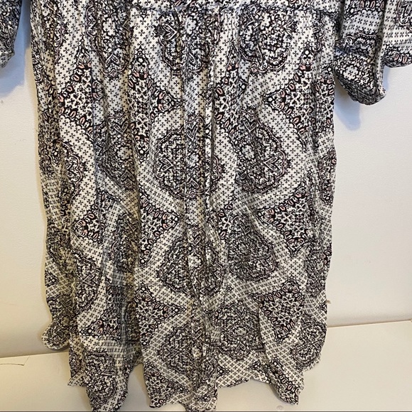 🌟SOLD🌟Torrid title challis lattice back dress - Picture 6 of 11